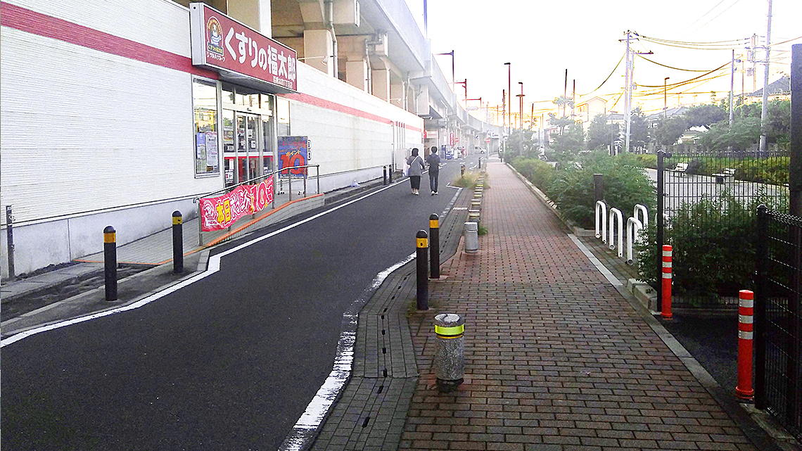 4.途中で福太郎本町1丁目店様が見えますが、もう少し真っすぐ進みます。